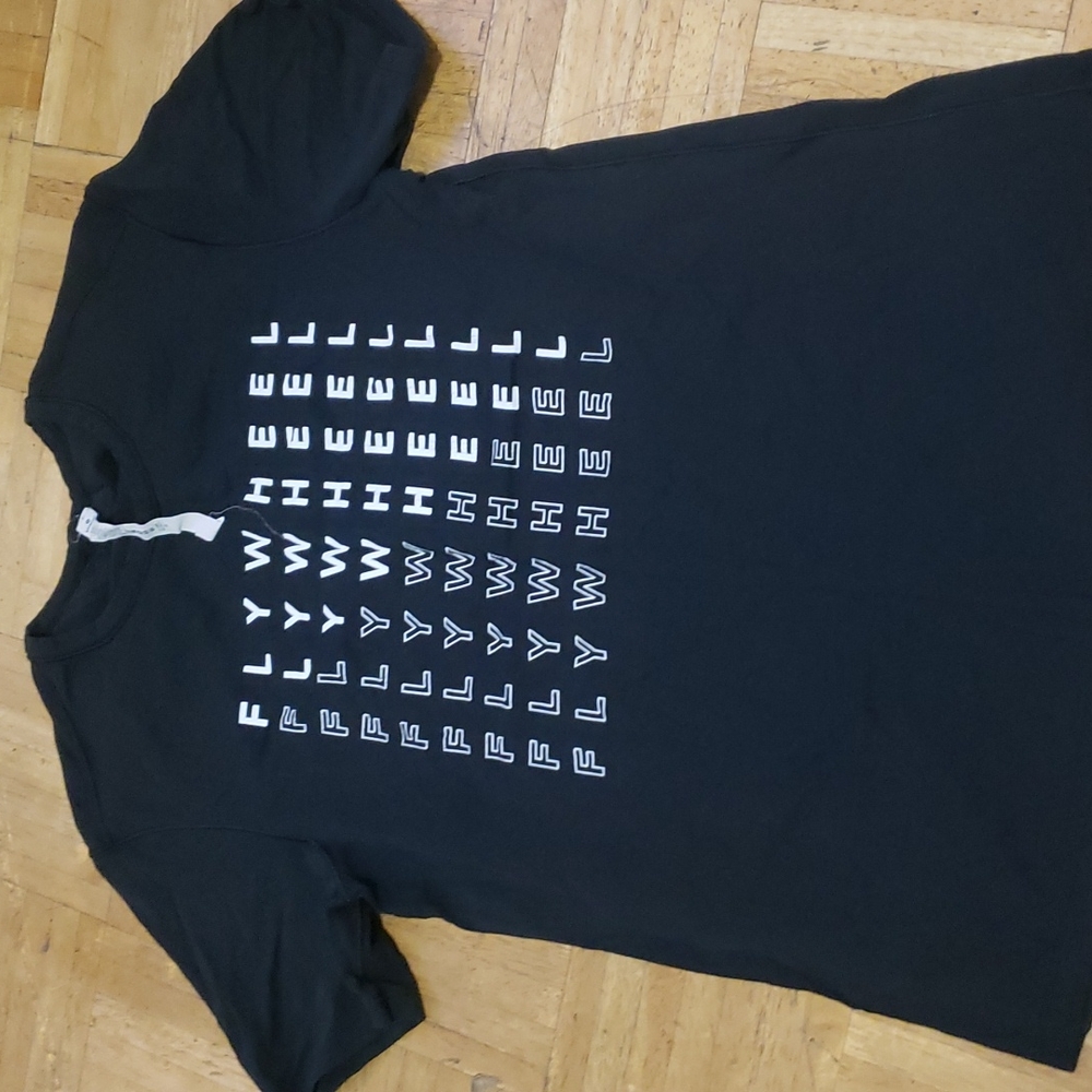 Lululemon Flywheel Sports t shirt